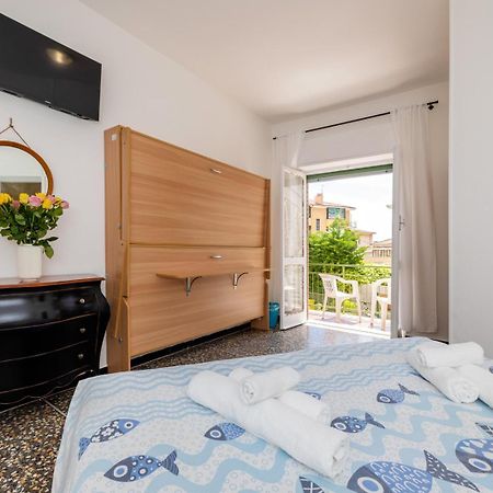 B&B Oasi Finale Ligure Kültér fotó