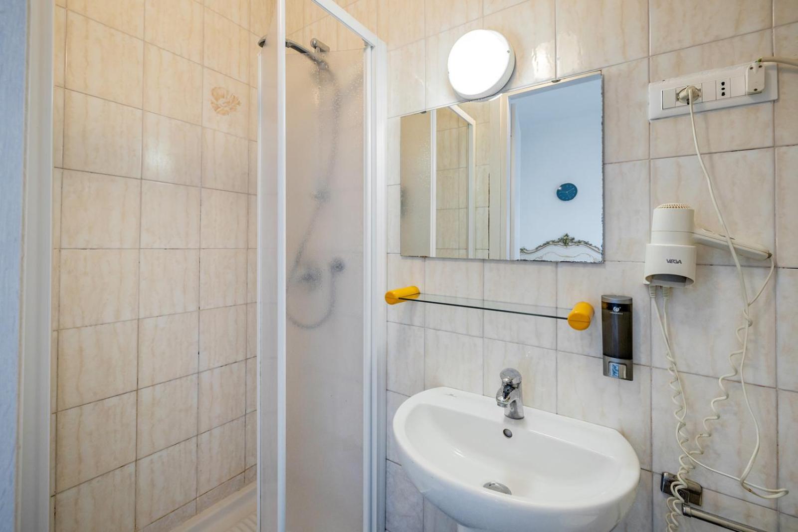 B&B Oasi Finale Ligure Kültér fotó