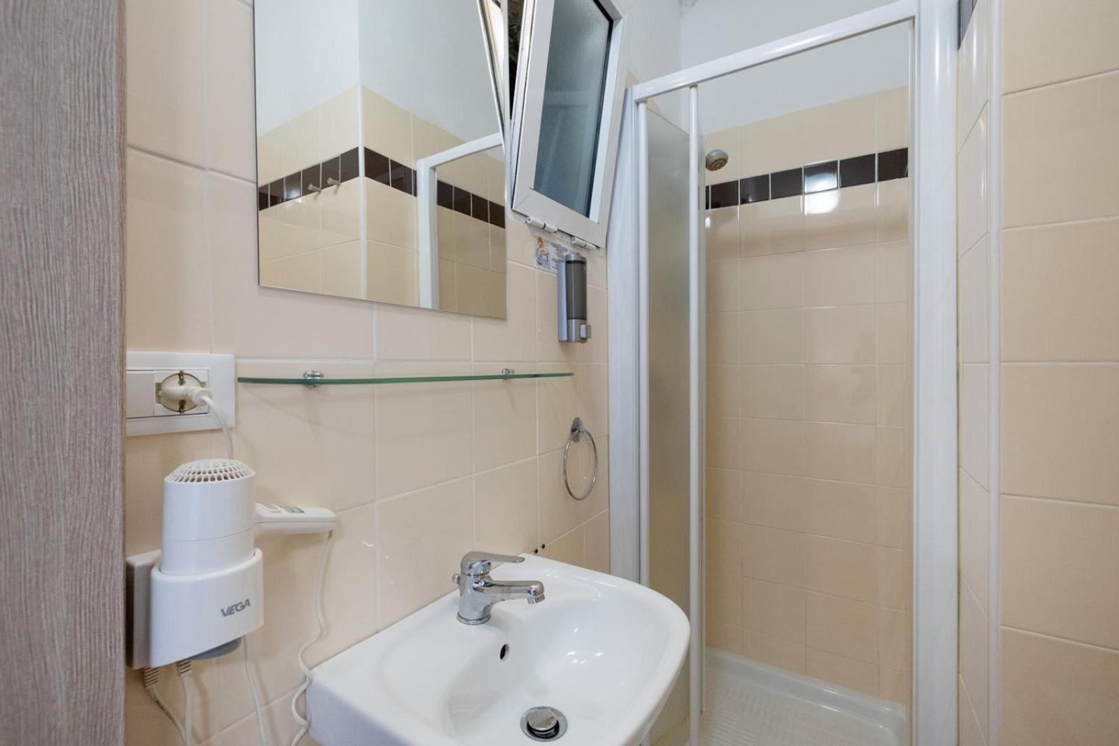 B&B Oasi Finale Ligure Kültér fotó