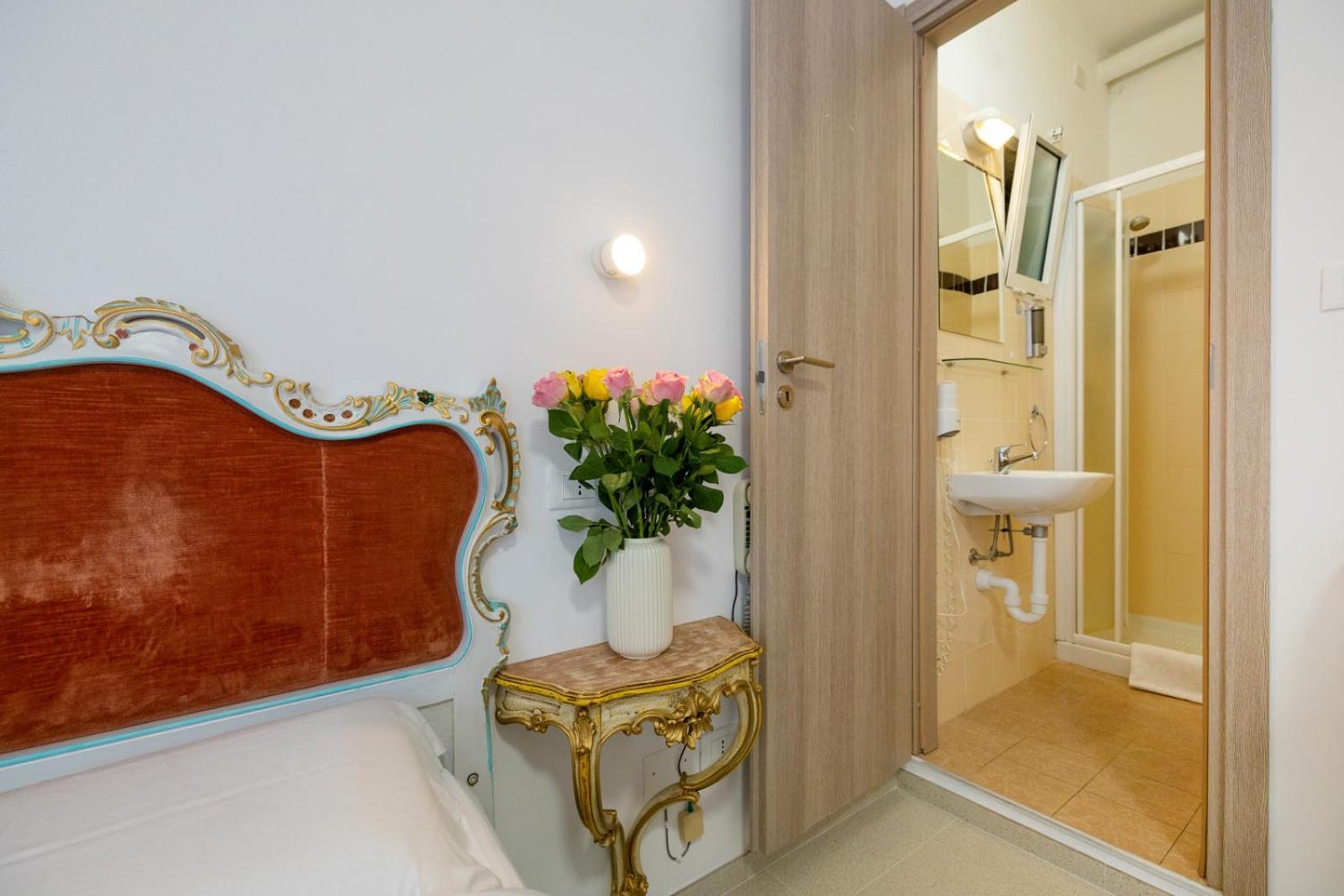 B&B Oasi Finale Ligure Kültér fotó