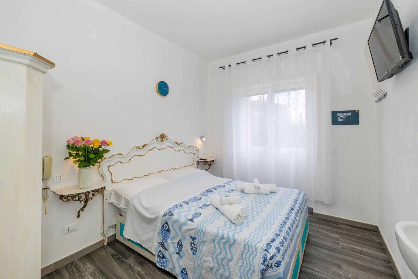 B&B Oasi Finale Ligure Kültér fotó