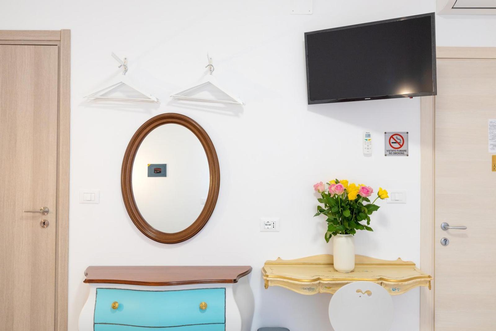 B&B Oasi Finale Ligure Kültér fotó